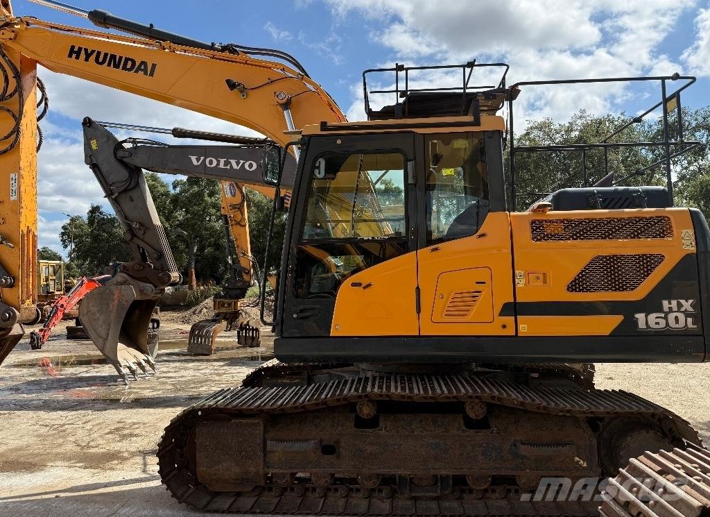 Hyundai HX 160 L Roomikekskavaatorid