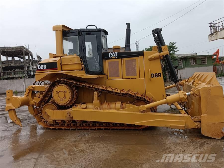 CAT D 8 R Buldooserid