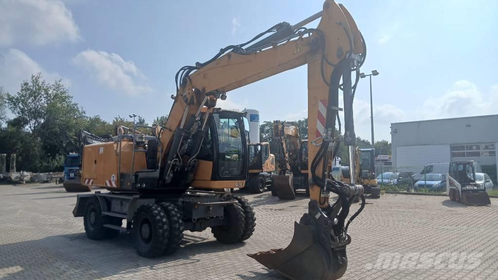 Liebherr A 916 Ratasekskavaatorid
