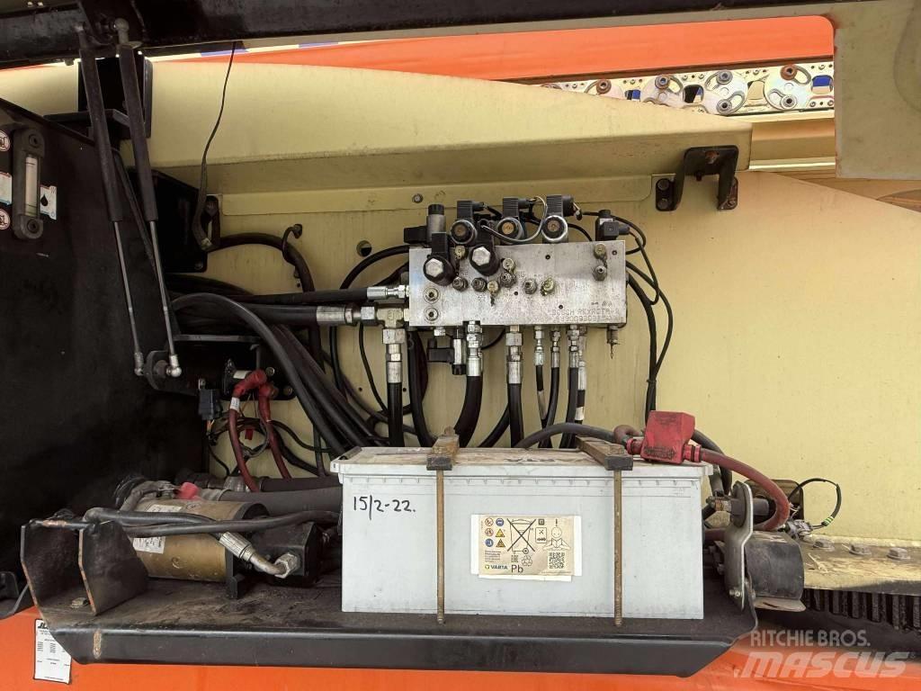 JLG 1350 SJP Teleskoop poomtõstukid