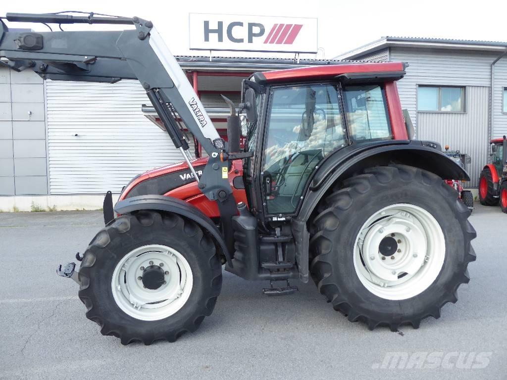 Valtra N141 Advance Traktorid