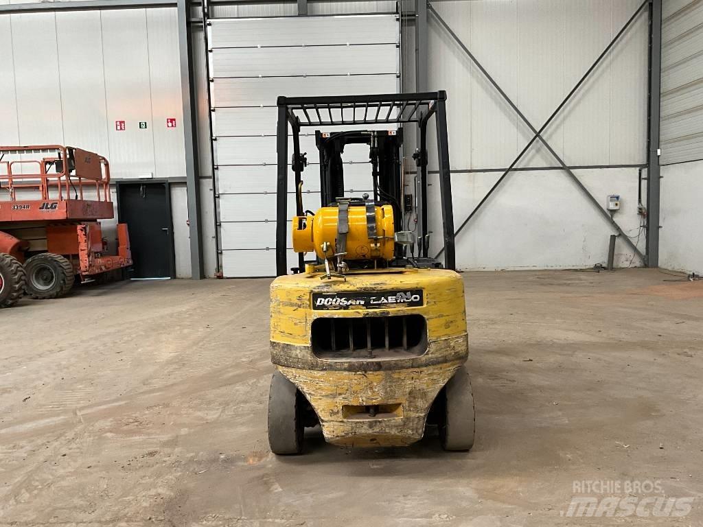 Doosan G 25 P-3 Gaasitõstukid
