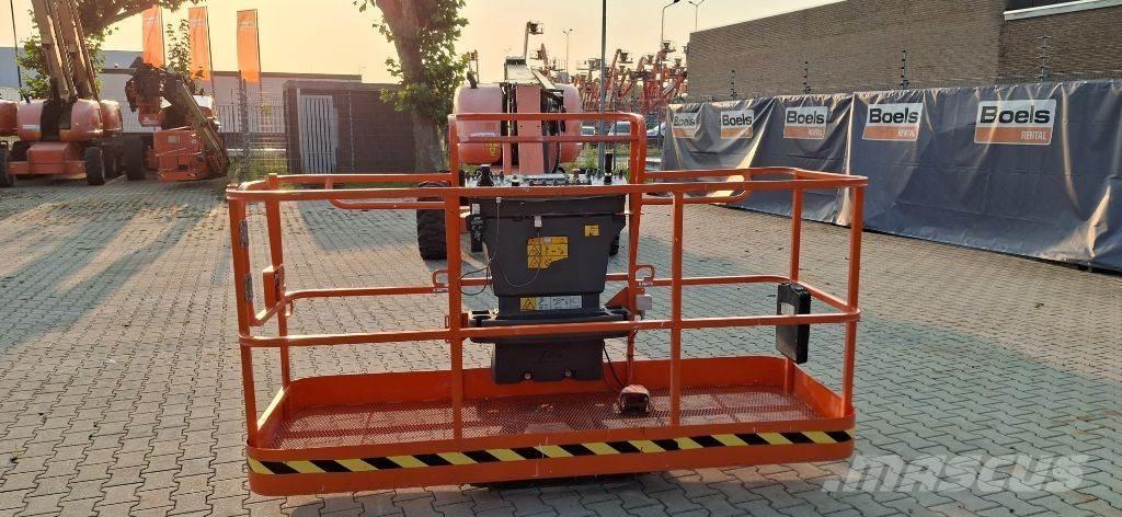 JLG 660 SJ Teleskoop poomtõstukid