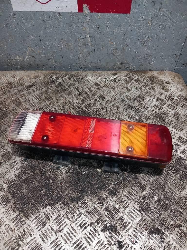 Volvo FH 12    20566104 Raamid