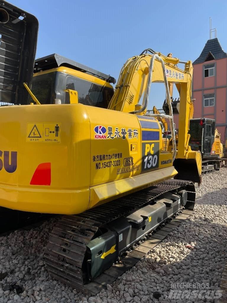Komatsu 130-7 Roomikekskavaatorid