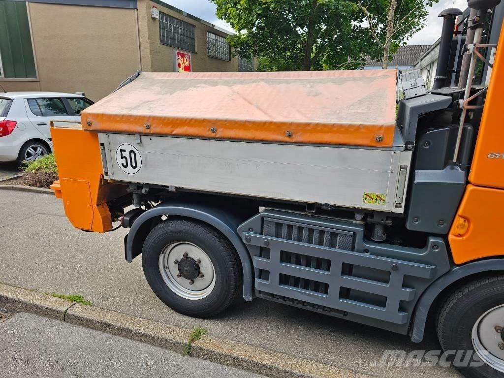 Multicar Tremo X56 Kommunaalteenuste traktorid
