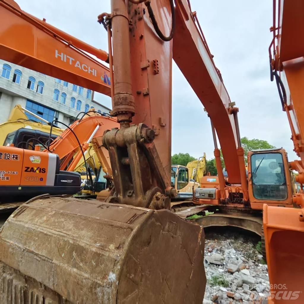 Doosan DX 300 Roomikekskavaatorid