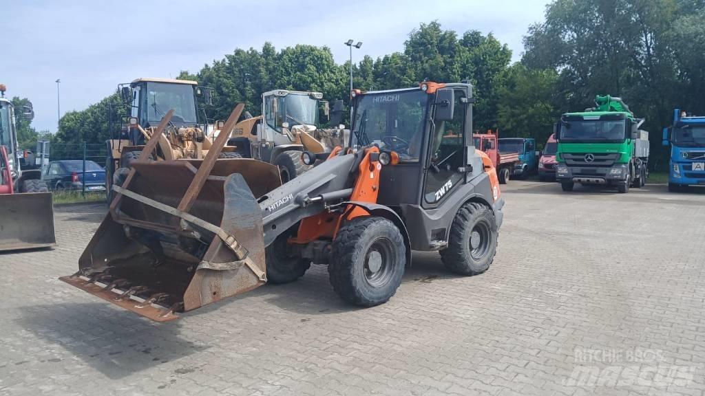Hitachi ZW 75 Rataslaadurid