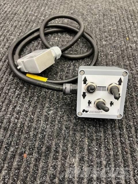 Holms 300-2,5 Tänavapuhastusmasinad