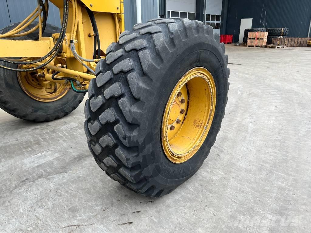 CAT 140H Greiderid