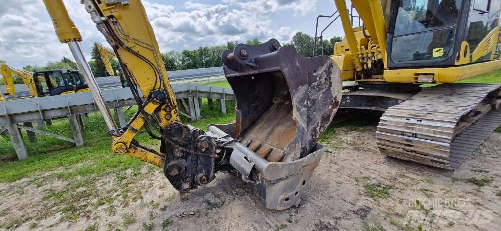 Komatsu PC 210 LC-11 Roomikekskavaatorid