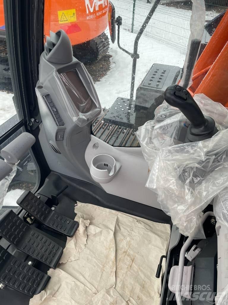 Hitachi ZX 130-6 Roomikekskavaatorid