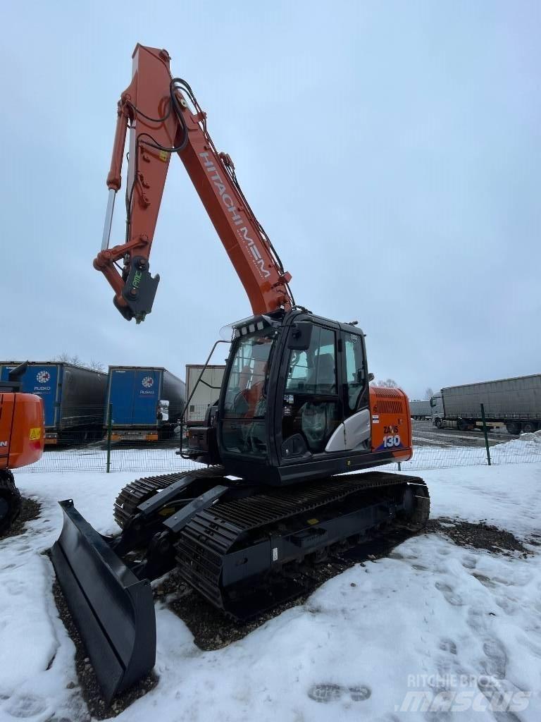 Hitachi ZX 130-6 Roomikekskavaatorid
