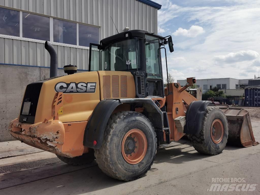 CASE 721F Z-Bar Rataslaadurid