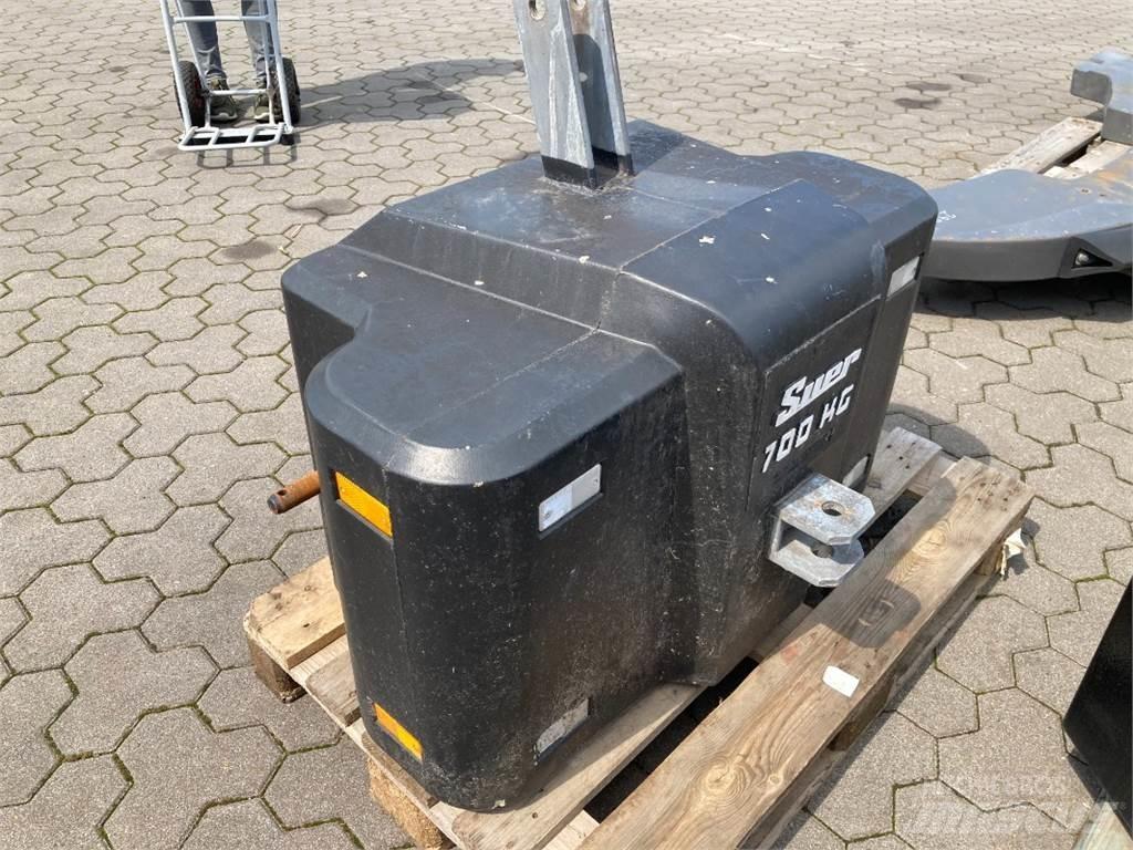  SUER 700 kg Muud traktoritarvikud