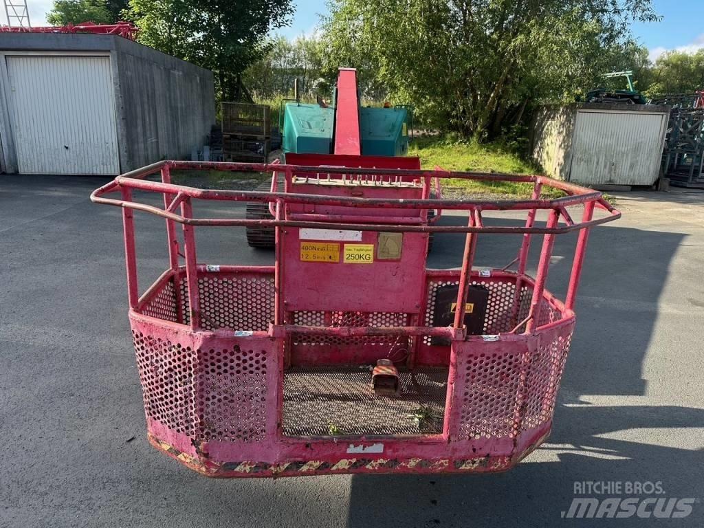 Aichi SR 182 Teleskoop poomtõstukid
