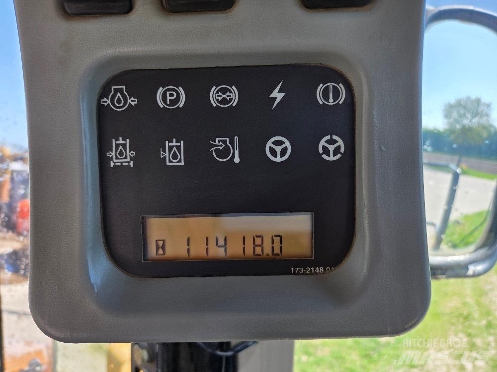 CAT 962H Rataslaadurid