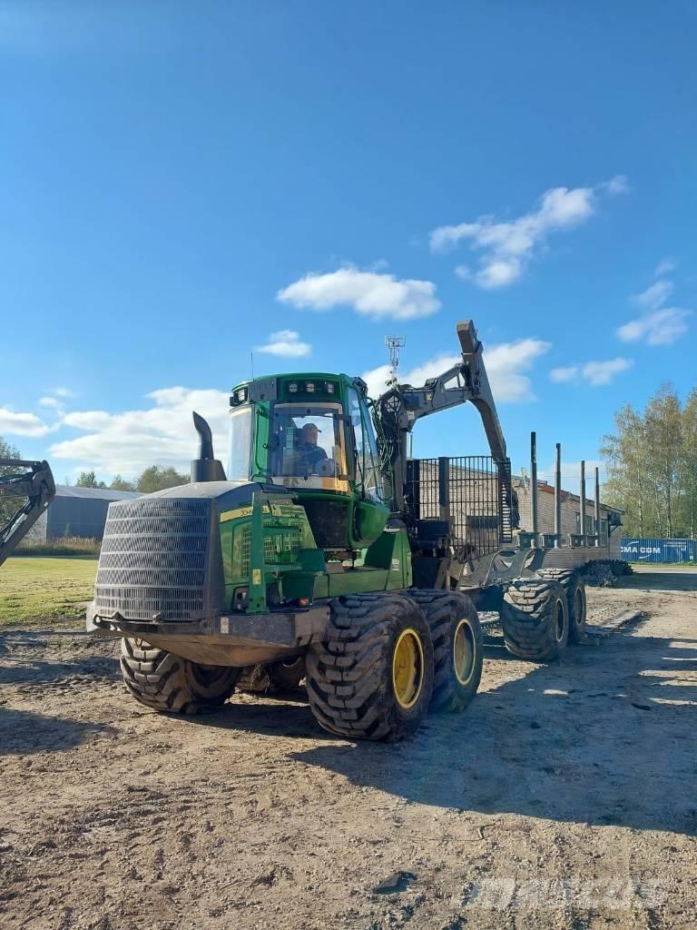 John Deere 1510G Forwarderid