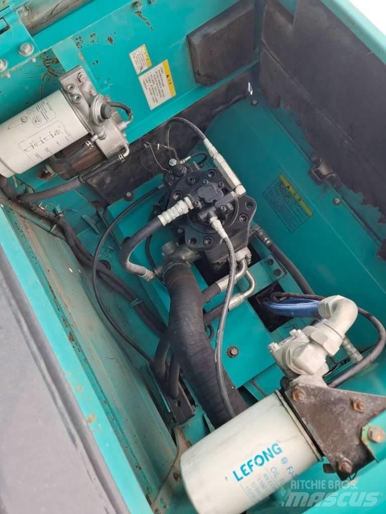 Kobelco SK 260 Roomikekskavaatorid