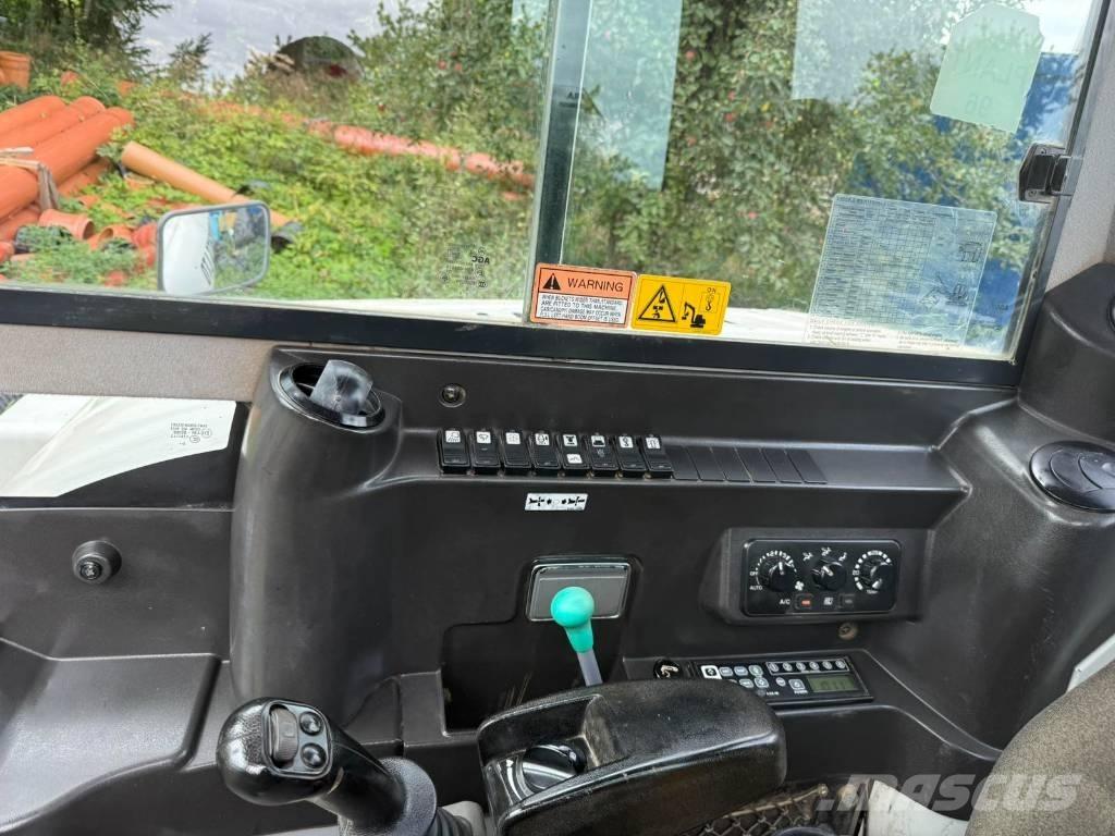 Takeuchi TB 290 Väikeekskavaatorid 7t-12t