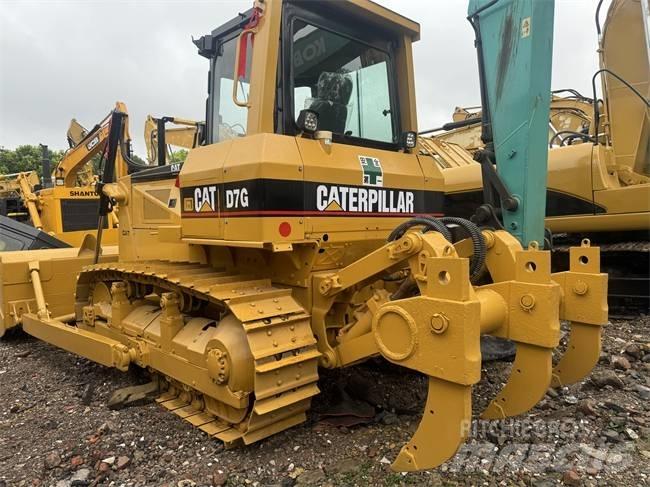 CAT D 7 G LGP Buldooserid