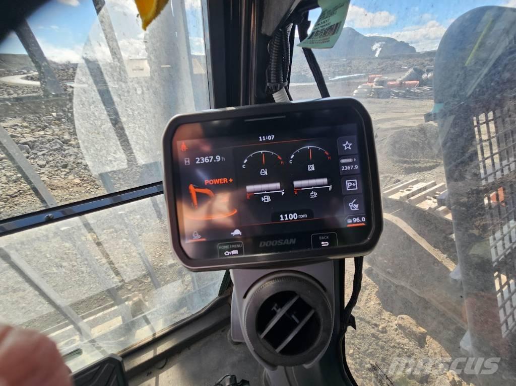 Doosan DX800LC-7 Roomikekskavaatorid