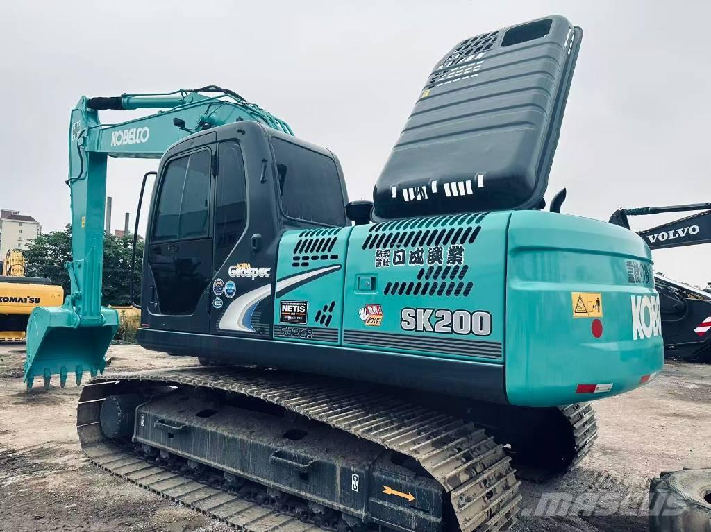 Kobelco SK 200 Roomikekskavaatorid