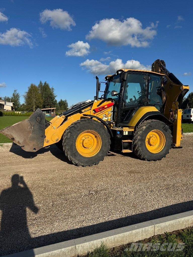 CAT 444 Ekskavaatorlaadurid