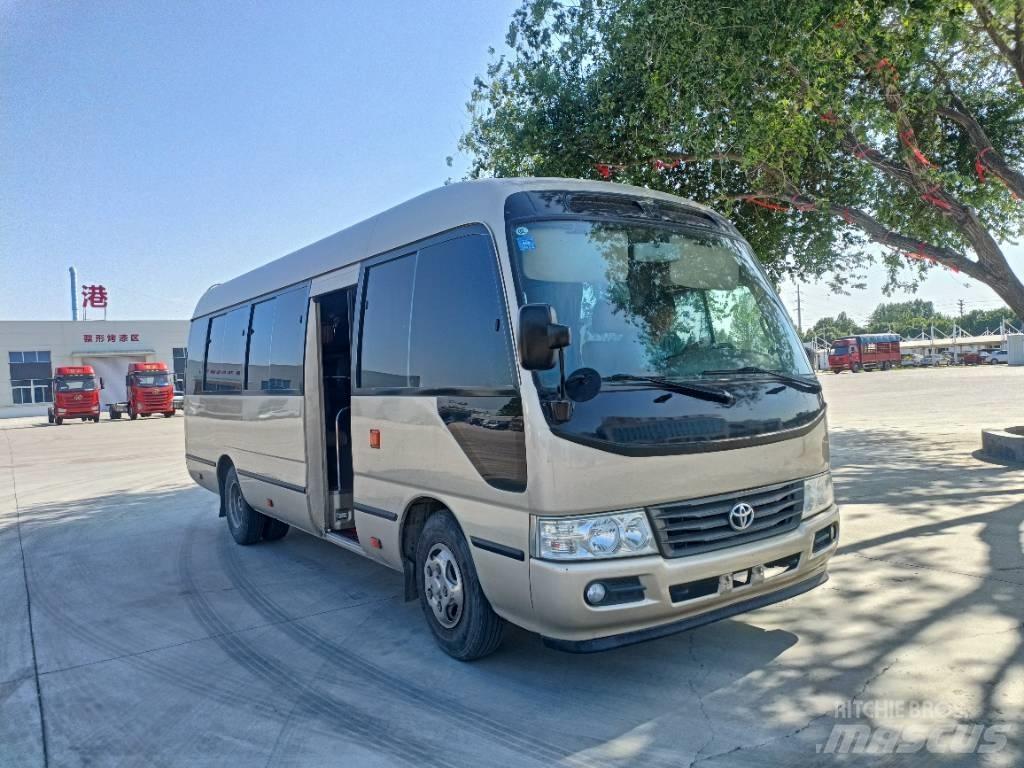 Toyota Coaster Bus Väikebussid