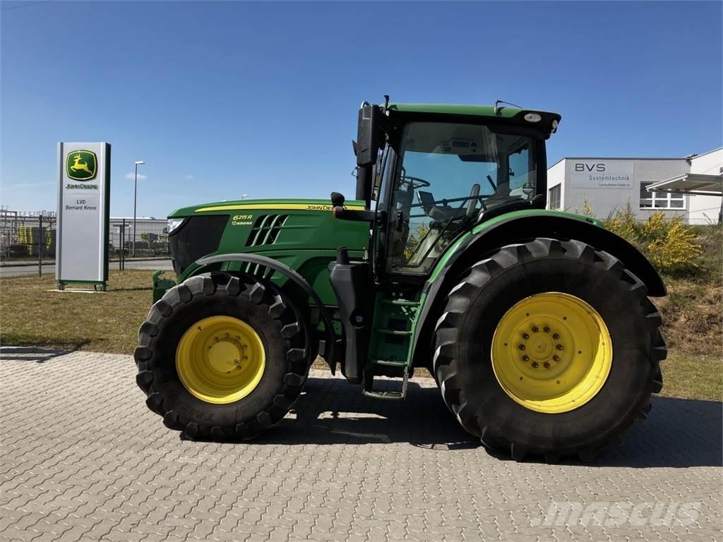 John Deere 6215R Traktorid