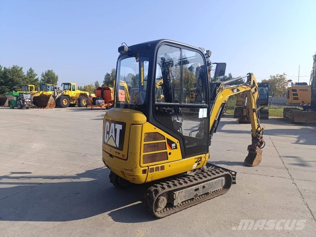 CAT 301.7 D Miniekskavaatorid < 7 t