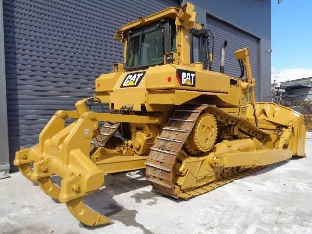 CAT D 6 T XL Buldooserid