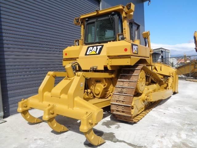 CAT D 6 T XL Buldooserid
