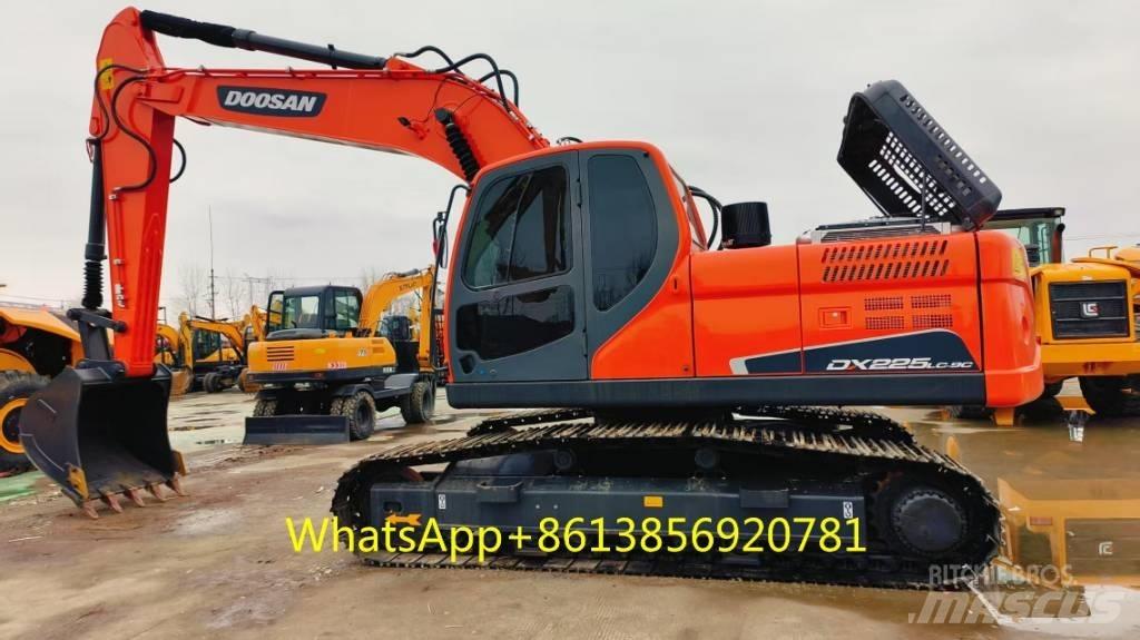 Doosan DX 225 Roomikekskavaatorid