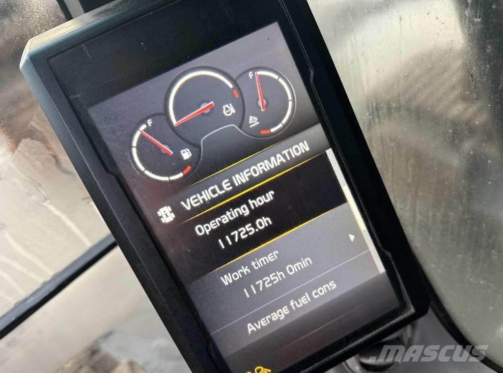 Volvo EC 480 E L Roomikekskavaatorid