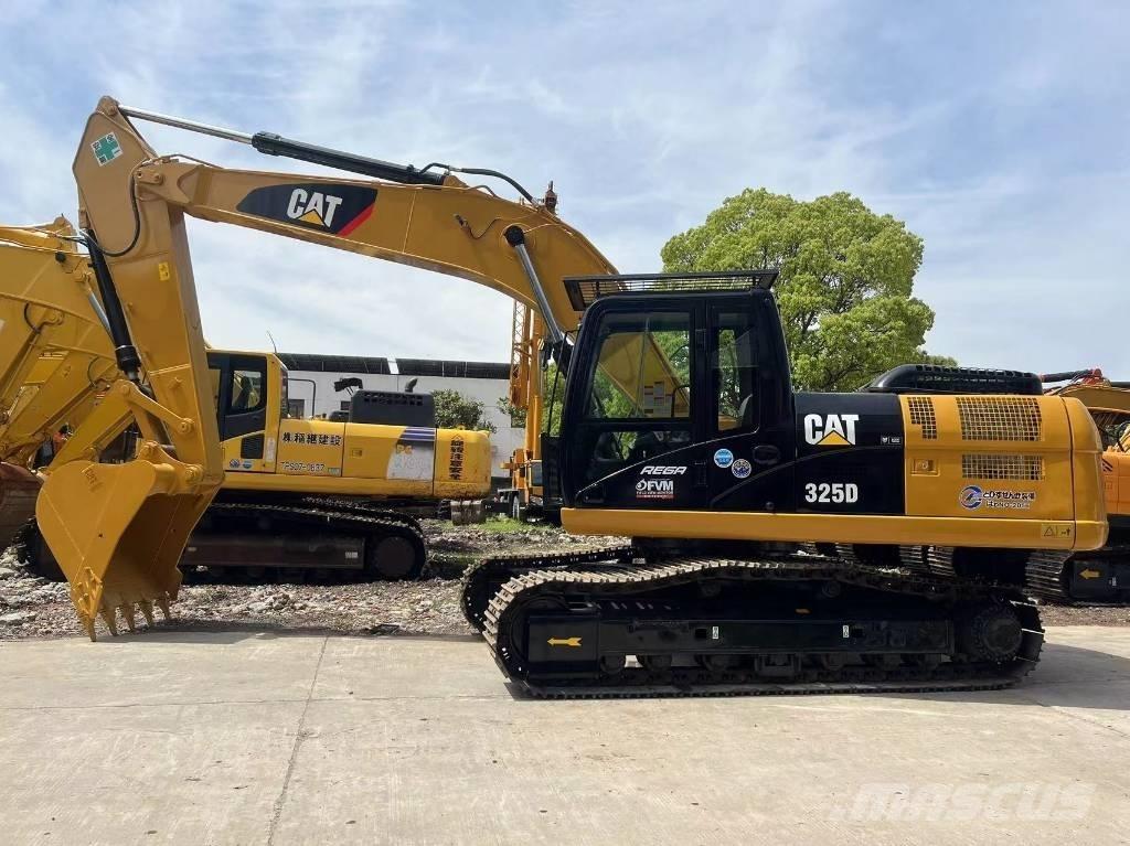 CAT 325d Roomikekskavaatorid
