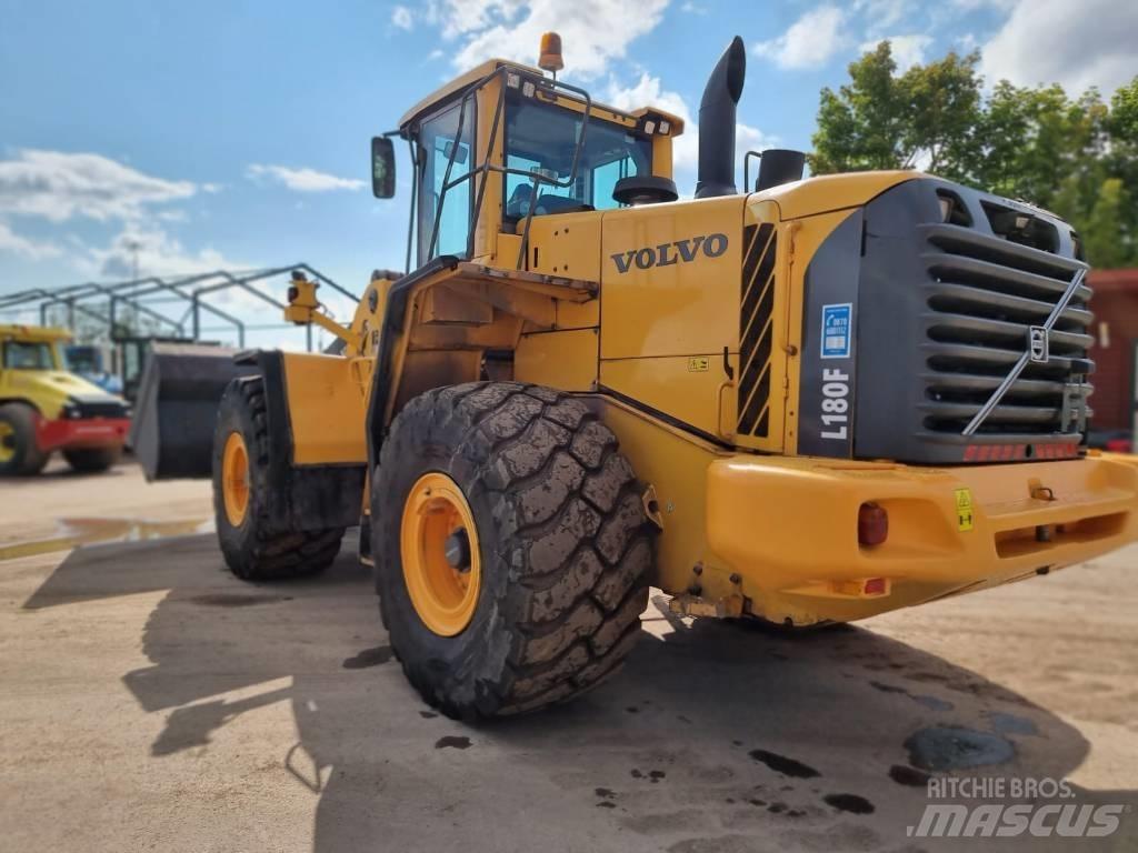 Volvo L 180 F Rataslaadurid