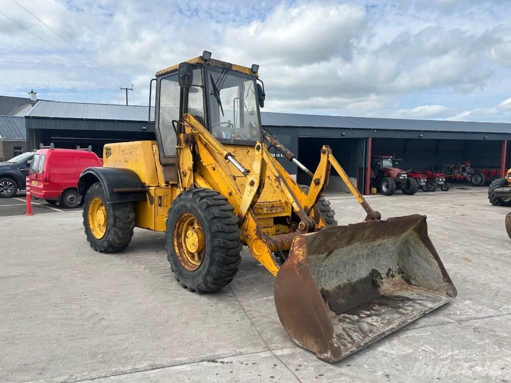 JCB 410 Rataslaadurid