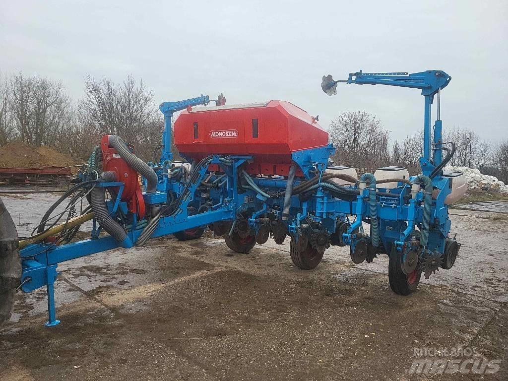Monosem NX 8R Täppiskülvikud