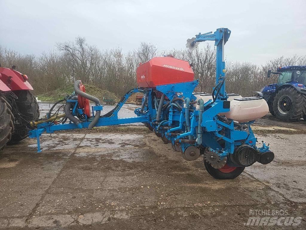 Monosem NX 8R Täppiskülvikud