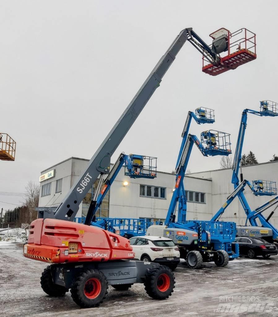SkyJack SJ 66 T Iseliikuvad poomtõstukid