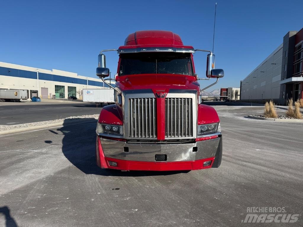 Western Star 5700 XE Sadulveokid