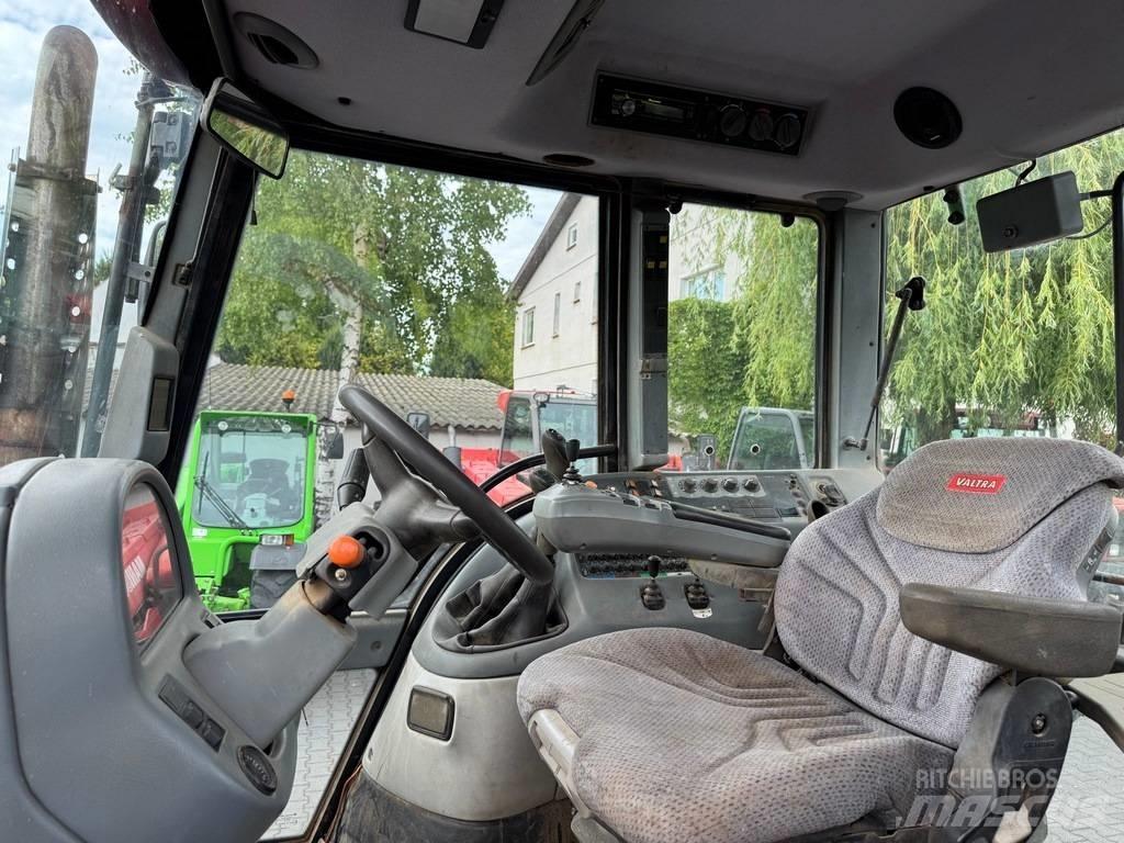 Valtra T160 HiTECH Traktorid