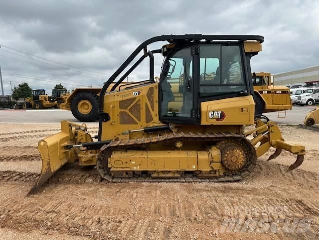 CAT D1 Buldooserid
