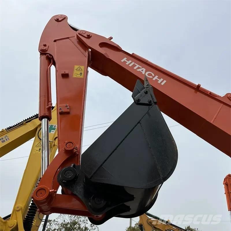 Hitachi ZX60 Miniekskavaatorid < 7 t