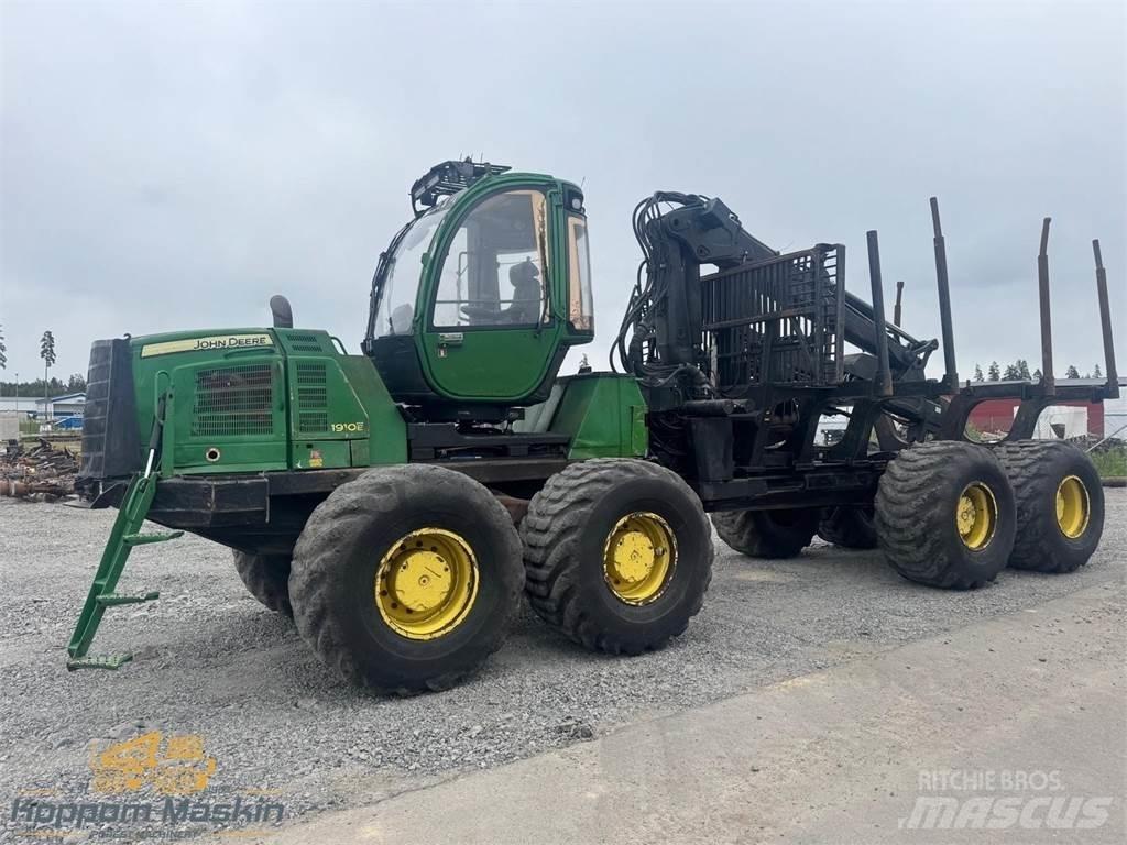 John Deere 1910E Forwarderid