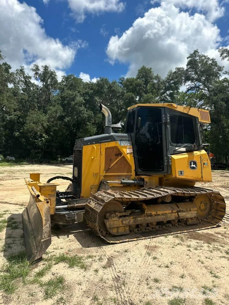 DEERE 650K Buldooserid