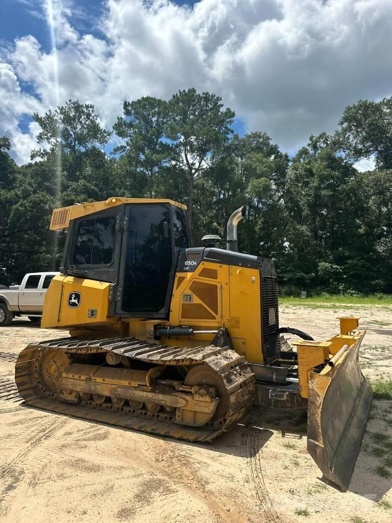 DEERE 650K Buldooserid