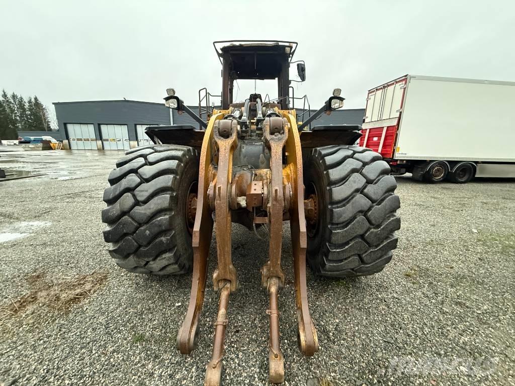 CAT 980M FOR PARTS Rataslaadurid
