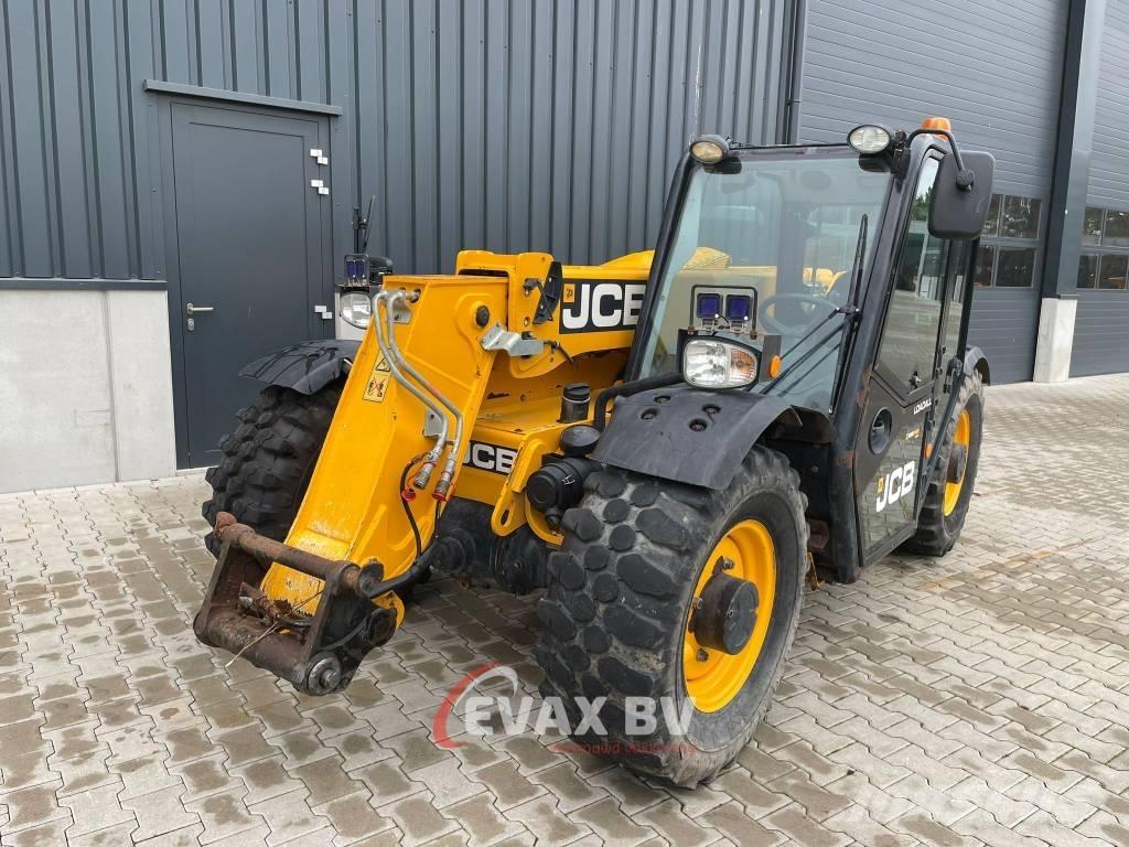 JCB 527-58 AgriPlus Põllumajanduslikud teleskoopkäitlejad